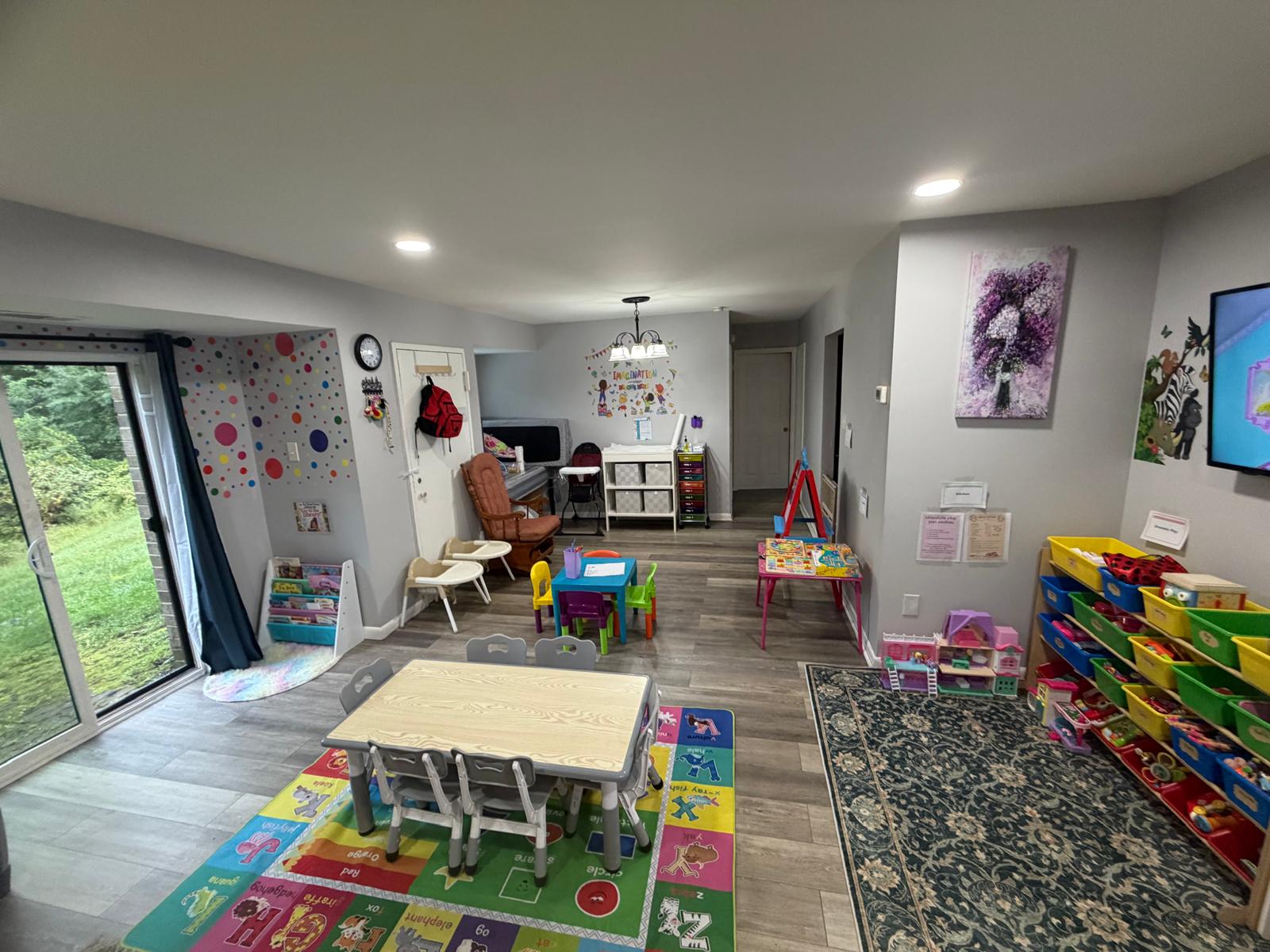 KidiCare learning and play room